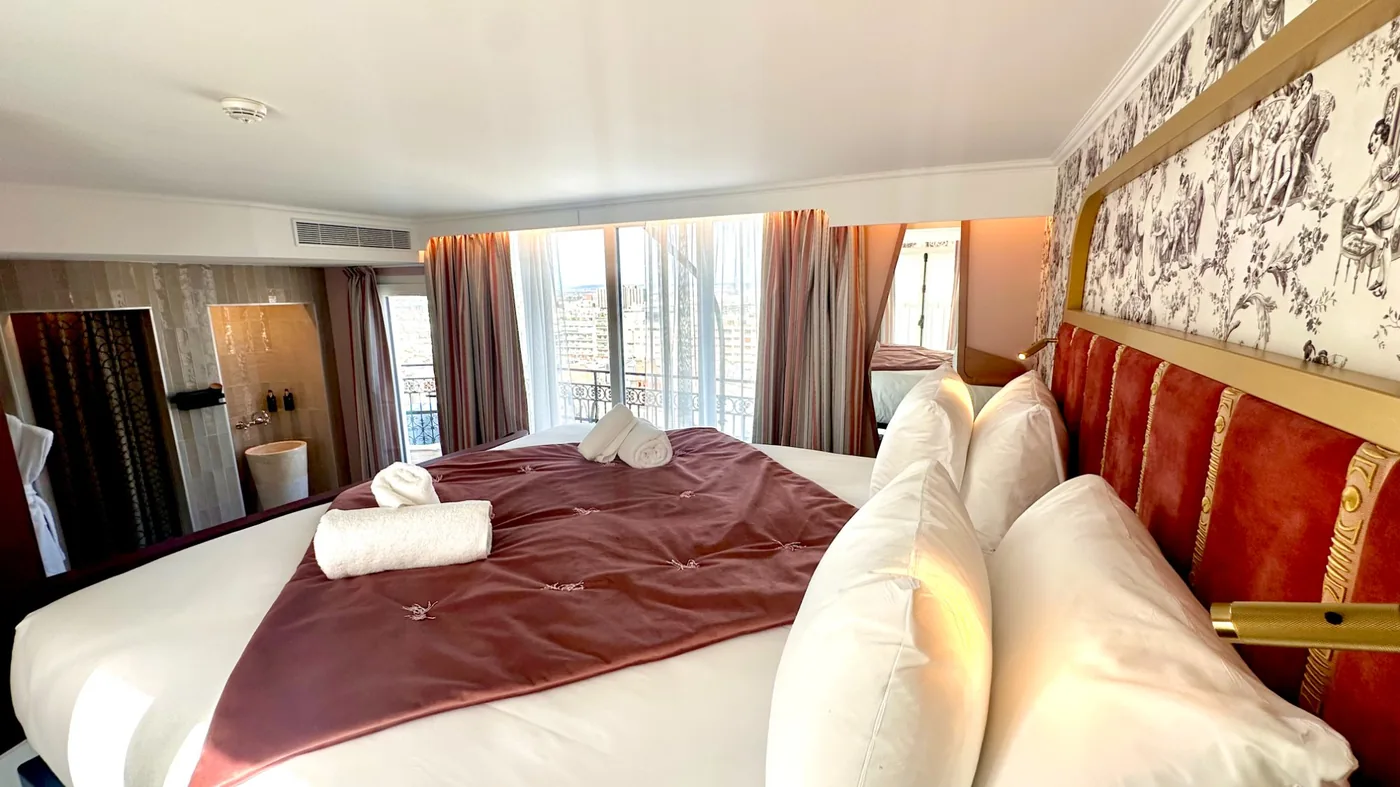 Chambres & Suites | Hôtel Bohem Sacré-Cœur Montmartre Paris — 48 ...